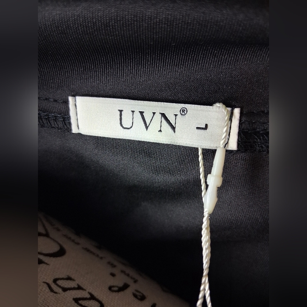 UVN Large Jacket - Picture 6 of 6